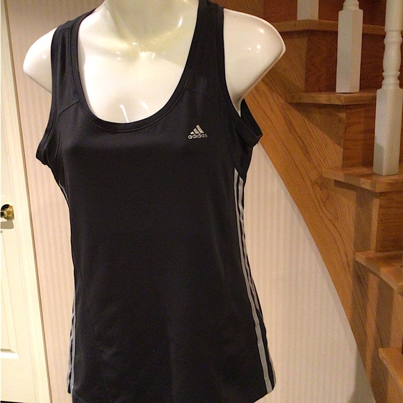 💕2XHost Pick 💕🛍2 for $25🛍Adidas slip on black athletic top - Picture 1 of 5